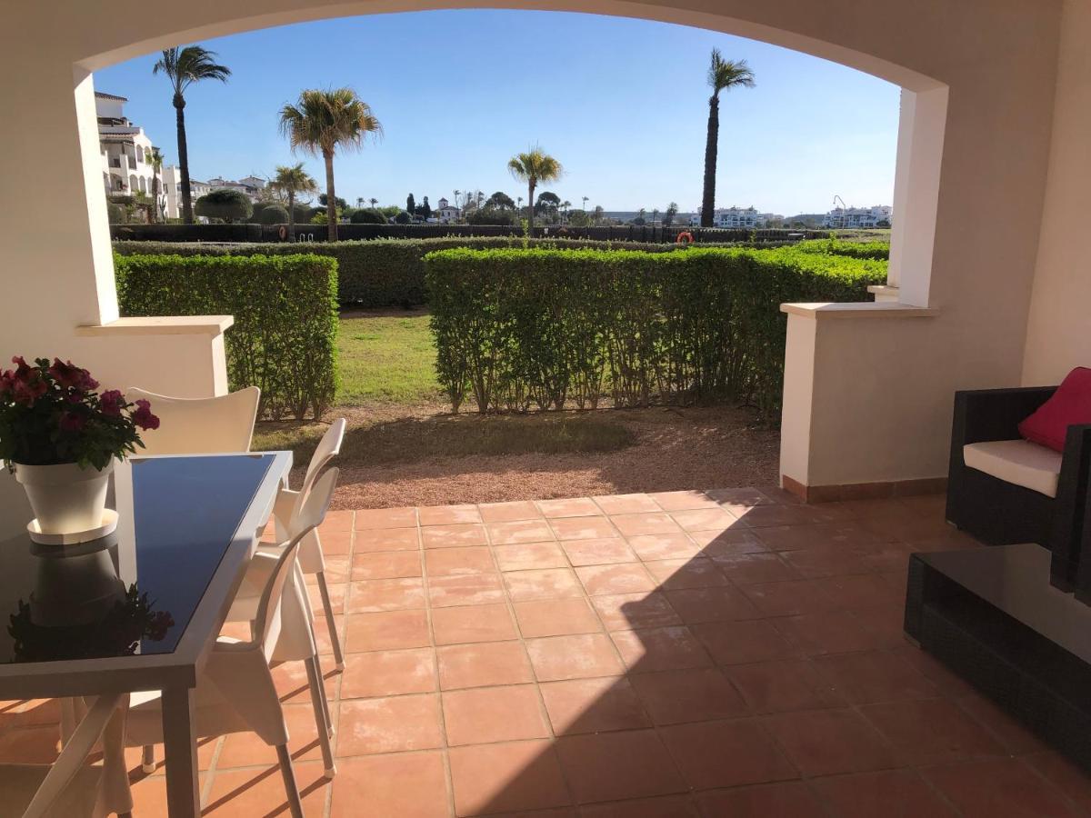 Villa Life . Precioso Bajo Frente Piscina 수끼나 외부 사진